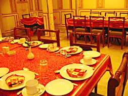 Restaurant :: Hotel Chirmi Palace, Jaipur