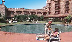 Swimming Pool - Hotel Jaipur Ashok. Jaipur