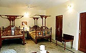 Well Appointed Room at Hotel Mandawa Haveli, Mandawa