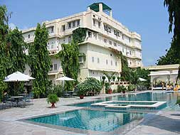 Swimming pool - Samode Haveli, Jaipur