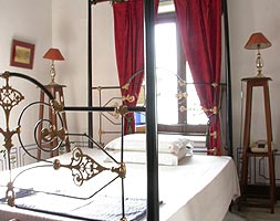 Well Appointed Room at Hotel Rang Niwas Palace, Udaipur