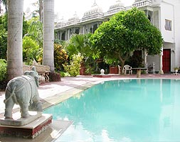 Swimming Pool - Hotel Rang Niwas Palace, Udaipur